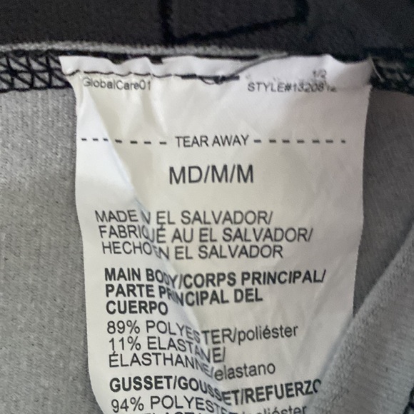 Under Armour layering tights - Picture 3 of 5